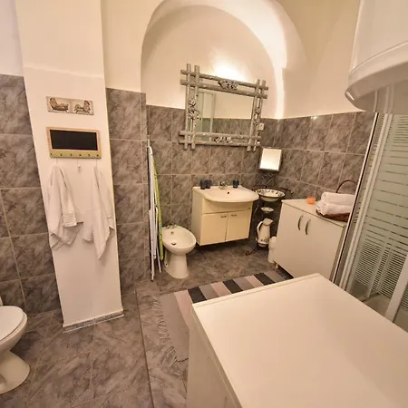 Anai Apartment